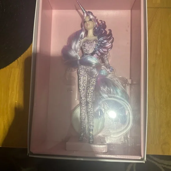 NIB, Unicorn Goddess Barbie, Mythical Muse series, limited edition 2017 - Picture 6 of 10